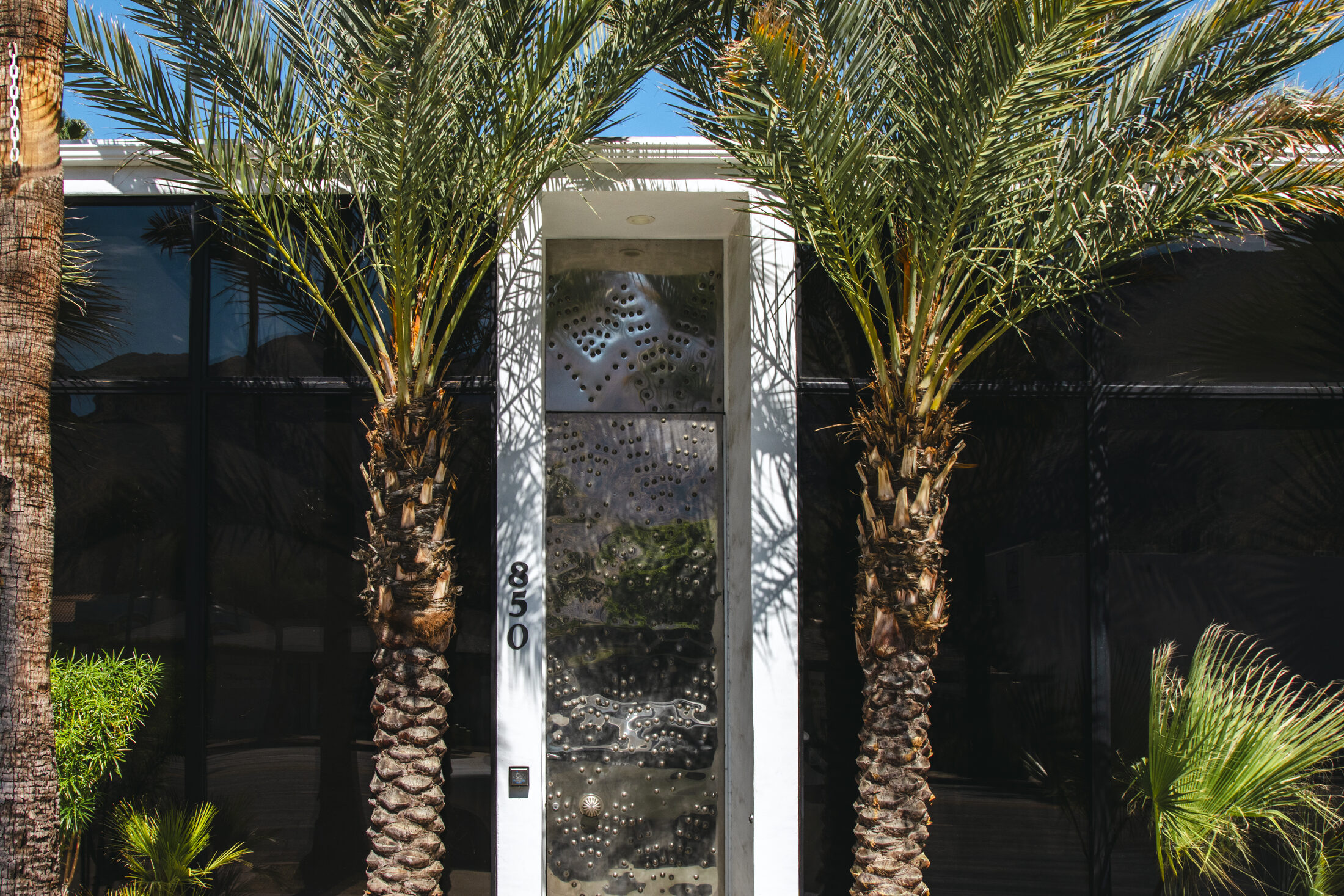 850 N Palm Canyon